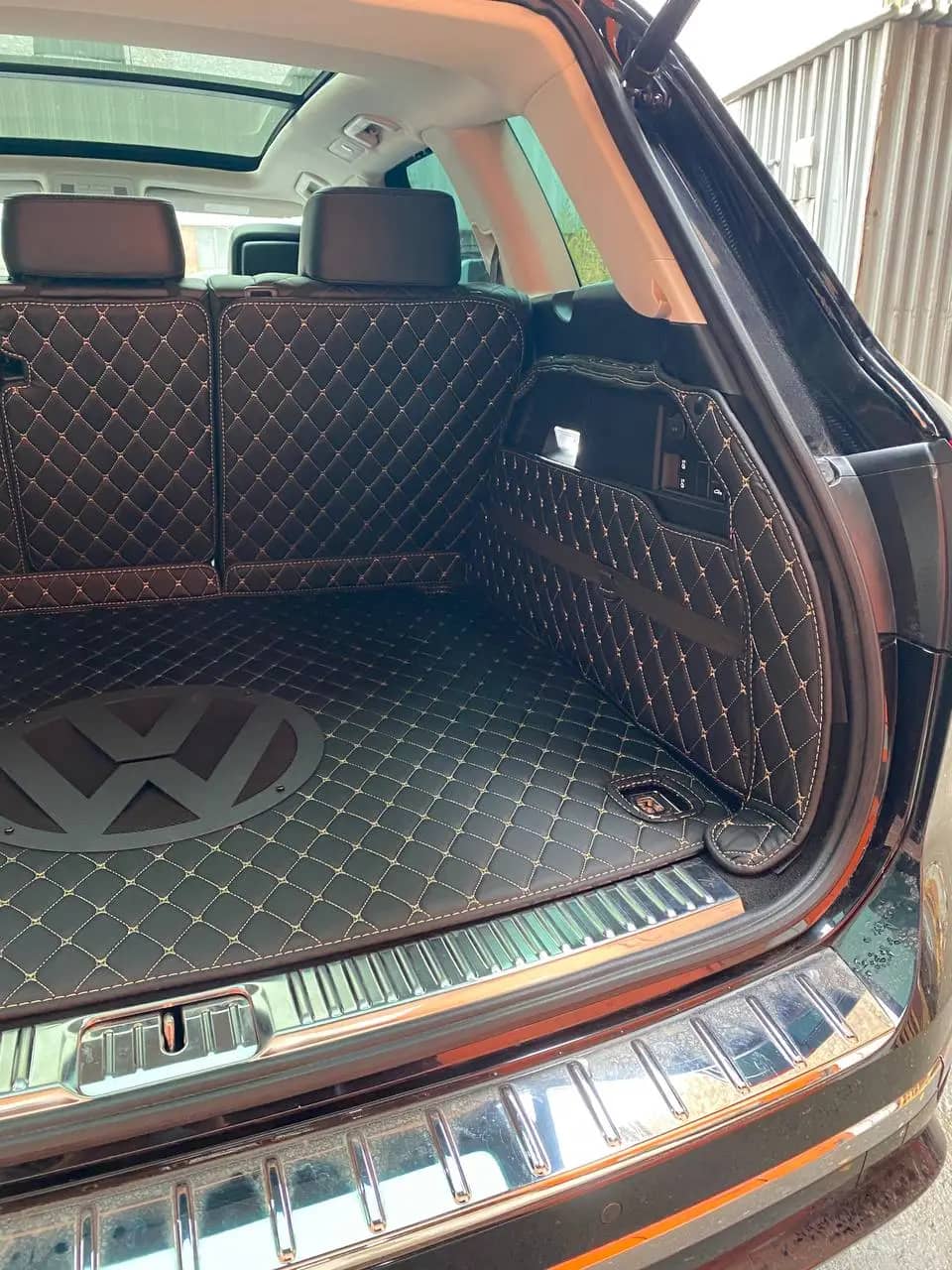 Автомобильные 3D коврики из экокожи для Volkswagen